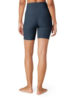 Beyond Yoga Keep Pace Biker Short (Nocturnal Navy) -MANDALA Butik keeppacebikershortnocturnalnavy z3
