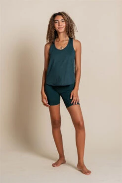 Girlfriend Collective Reset Bike Short (Moss) -MANDALA Butik resetbikeshortmoss z4